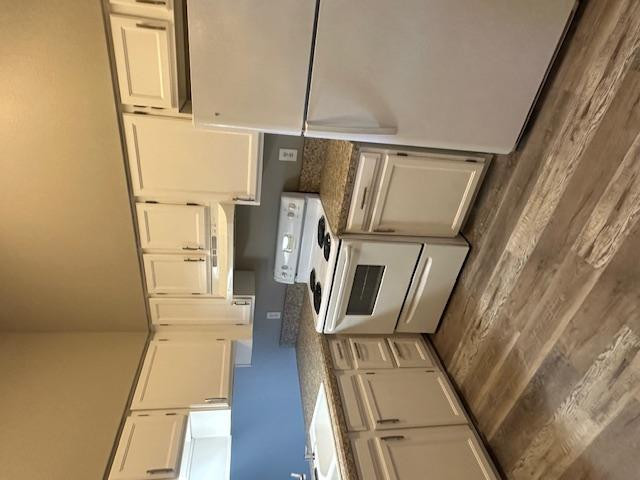 1908 N Spring, Unit 202 Mesa, AZ 85203 - Photo 3 of 25 Photo #3