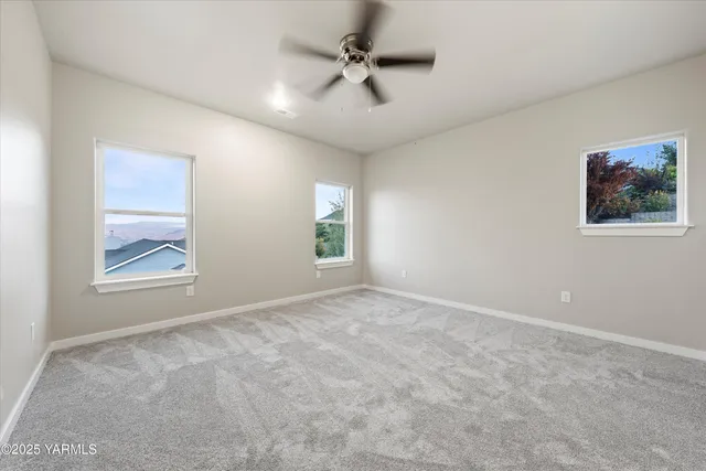 $679,500 | 1106 Heritage Hills Lane, Selah, WA 98942