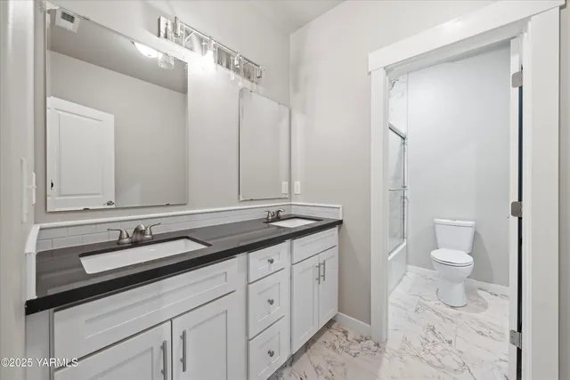 $679,500 | 1106 Heritage Hills Lane, Selah, WA 98942