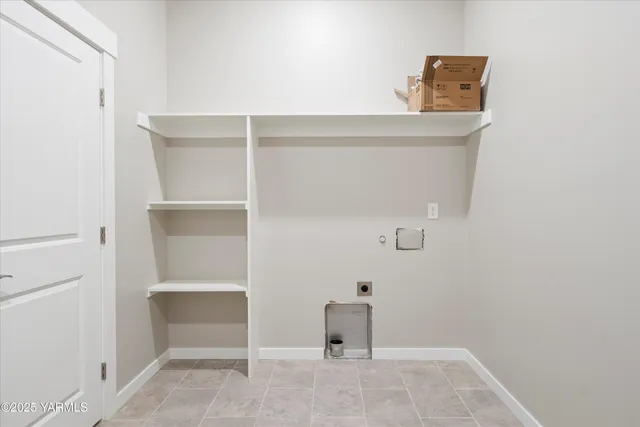 $679,500 | 1106 Heritage Hills Lane, Selah, WA 98942