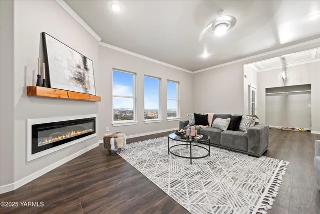 $679,500 | 1106 Heritage Hills Lane, Selah, WA 98942