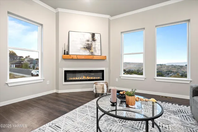 $679,500 | 1106 Heritage Hills Lane, Selah, WA 98942