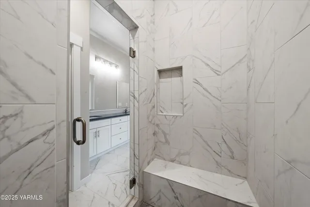 $679,500 | 1106 Heritage Hills Lane, Selah, WA 98942