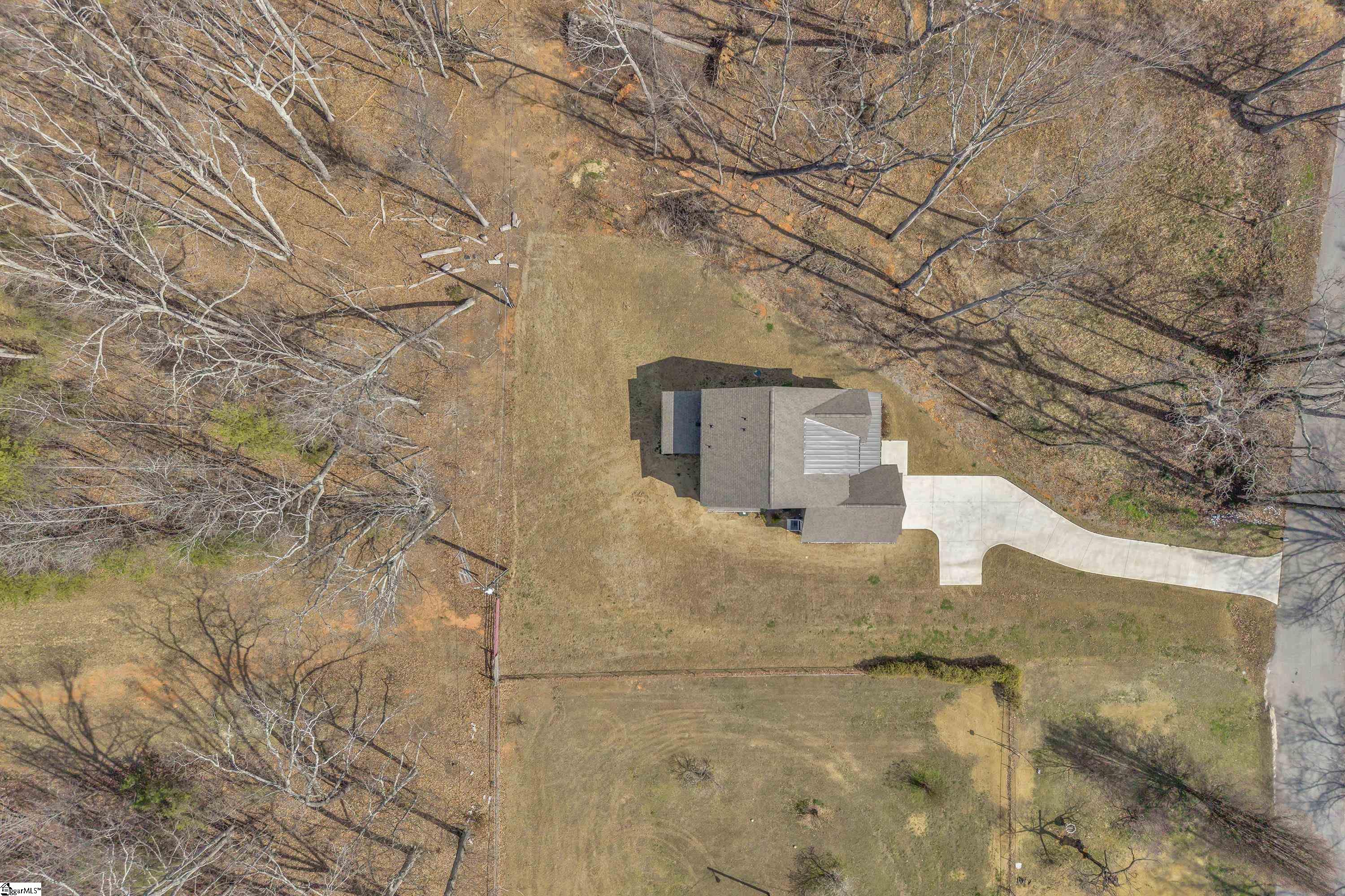 19 Arrowhead Road Greenville, SC 29609 - Photo 36 of 40 Gallery Image 36