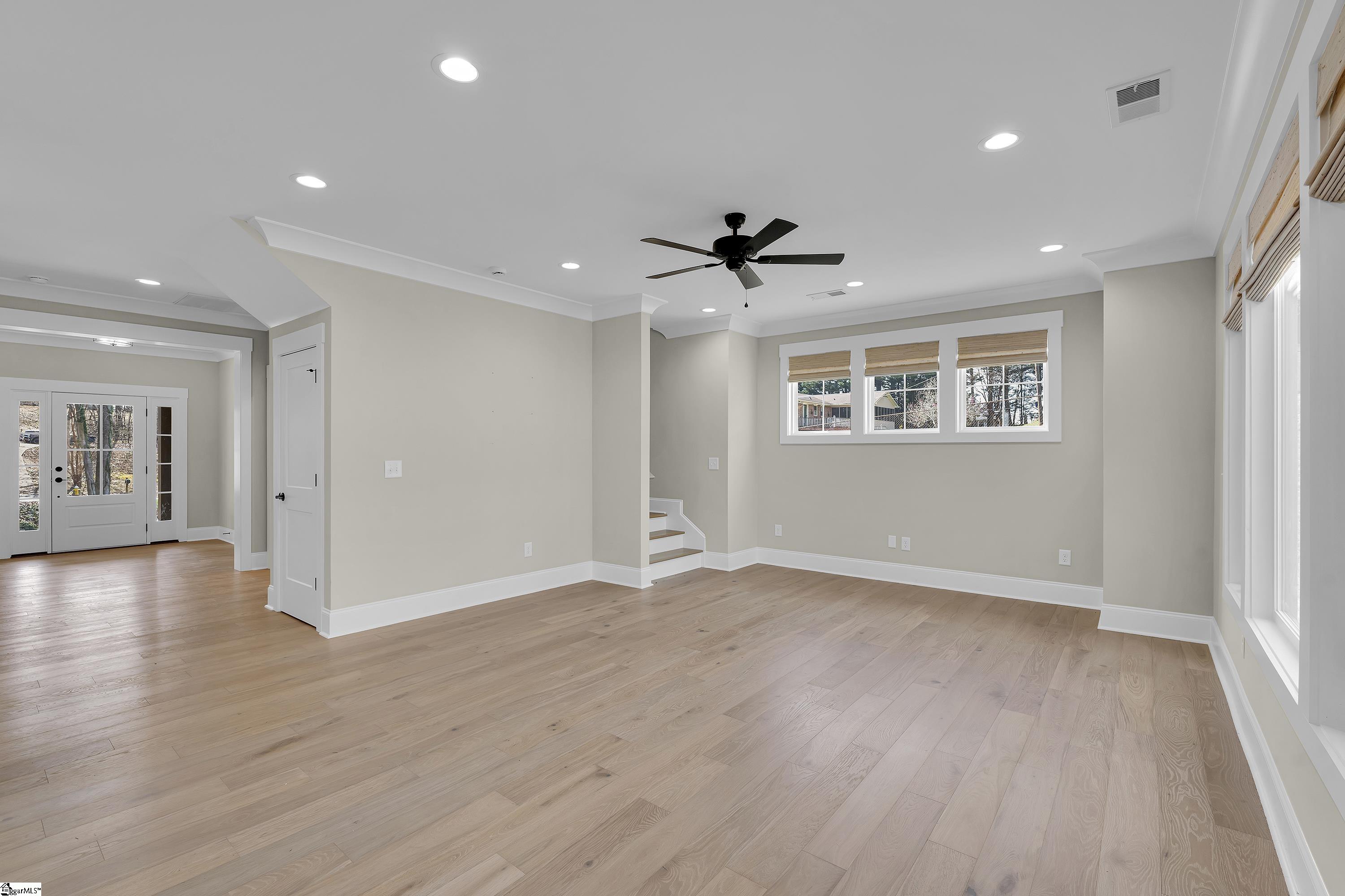 19 Arrowhead Road Greenville, SC 29609 - Photo 10 of 40 Gallery Image 10