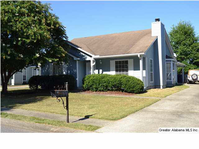 125 Cambridge Pointe Circle Alabaster, AL 35007 - Photo 1 of 16