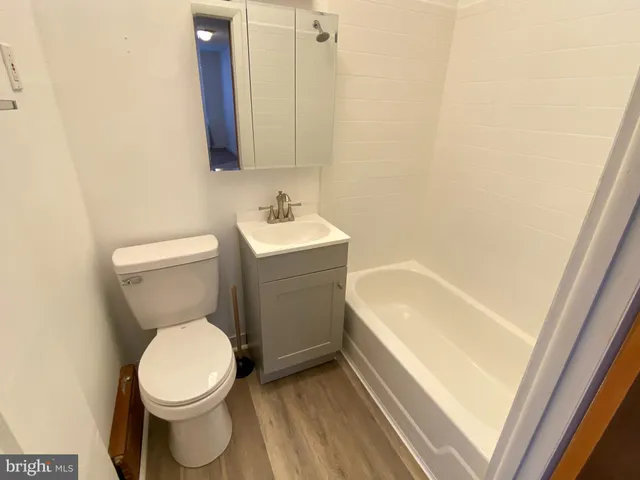 $1,100 | 1010 Winton Street, Philadelphia, PA 19148