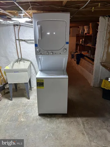 $1,100 | 1010 Winton Street, Philadelphia, PA 19148