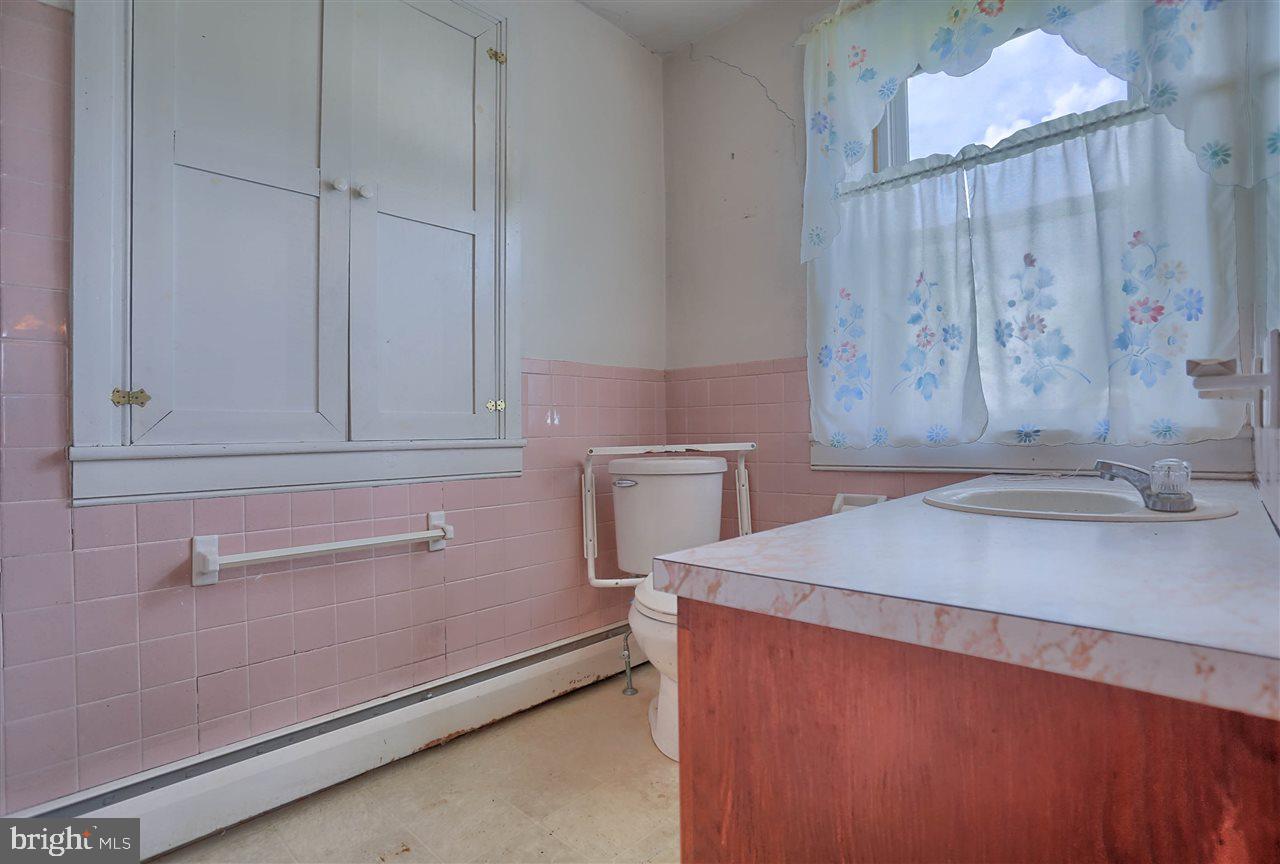 1976 Stoverstown Road, Unit 1 Spring Grove, PA 17362 - Photo 12 of 36