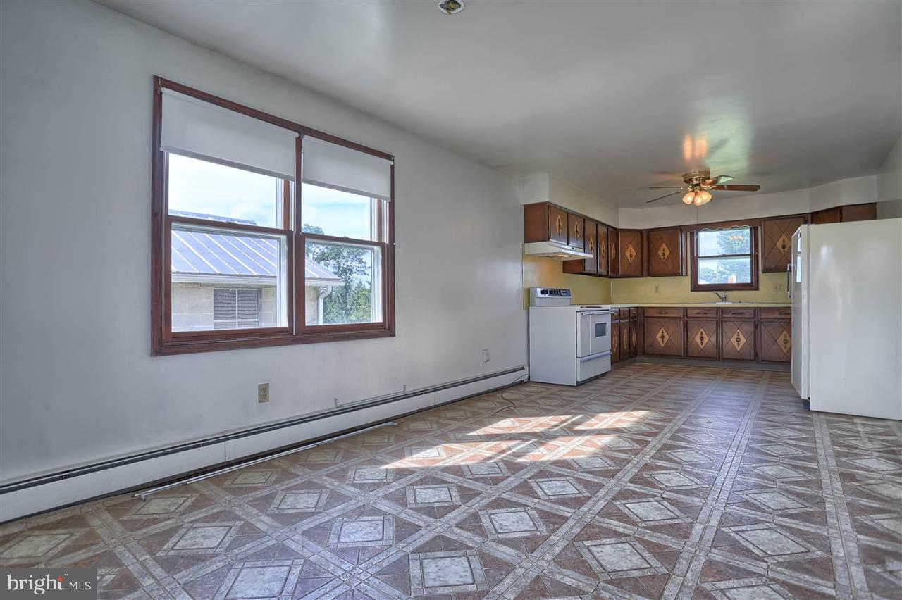 1976 Stoverstown Road, Unit 1 Spring Grove, PA 17362 - Photo 16 of 36