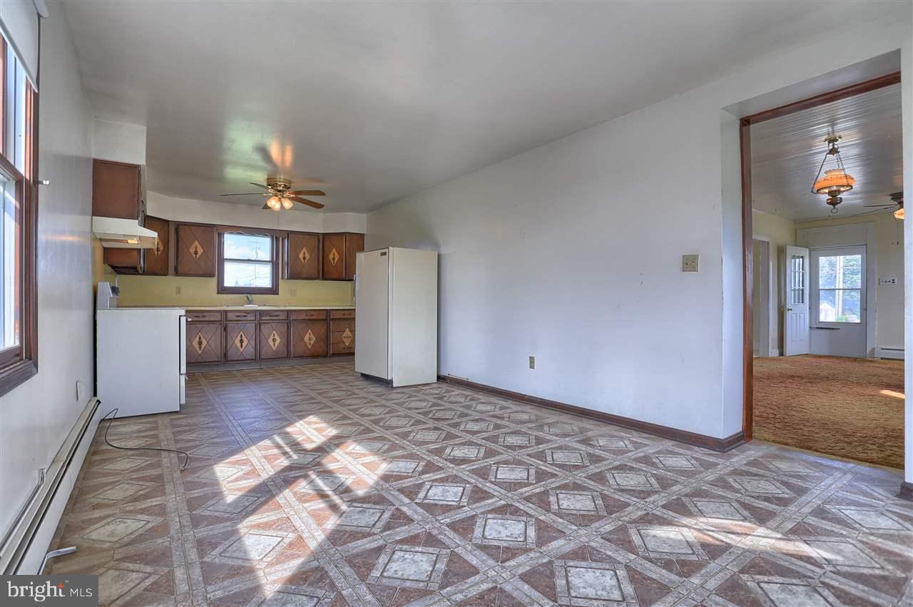 1976 Stoverstown Road, Unit 1 Spring Grove, PA 17362 - Photo 17 of 36