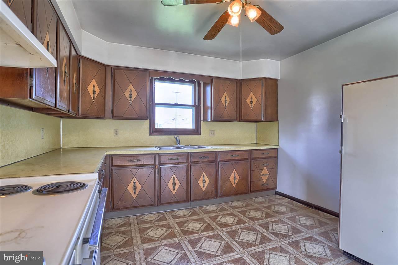 1976 Stoverstown Road, Unit 1 Spring Grove, PA 17362 - Photo 21 of 36