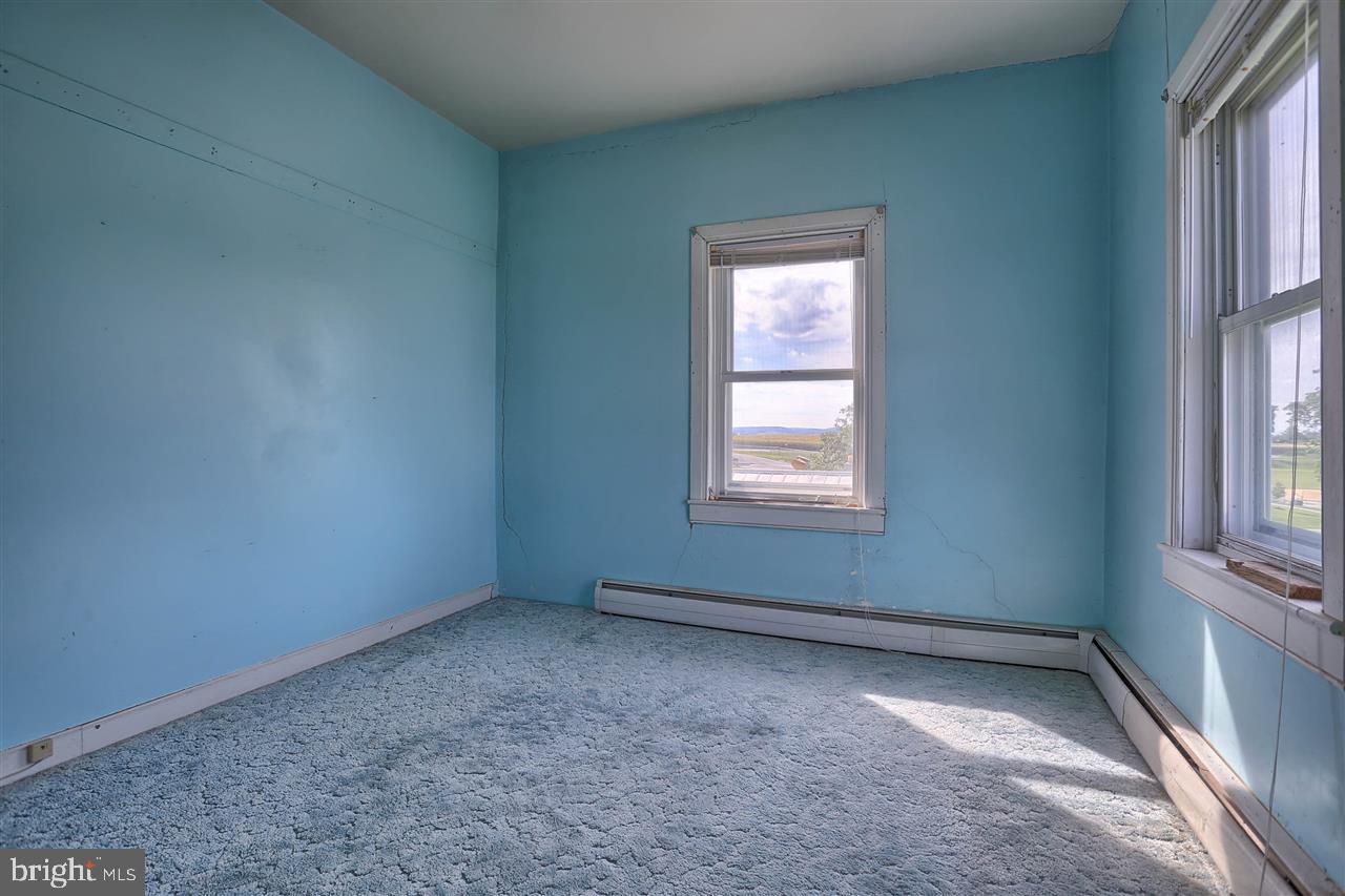1976 Stoverstown Road, Unit 1 Spring Grove, PA 17362 - Photo 25 of 36