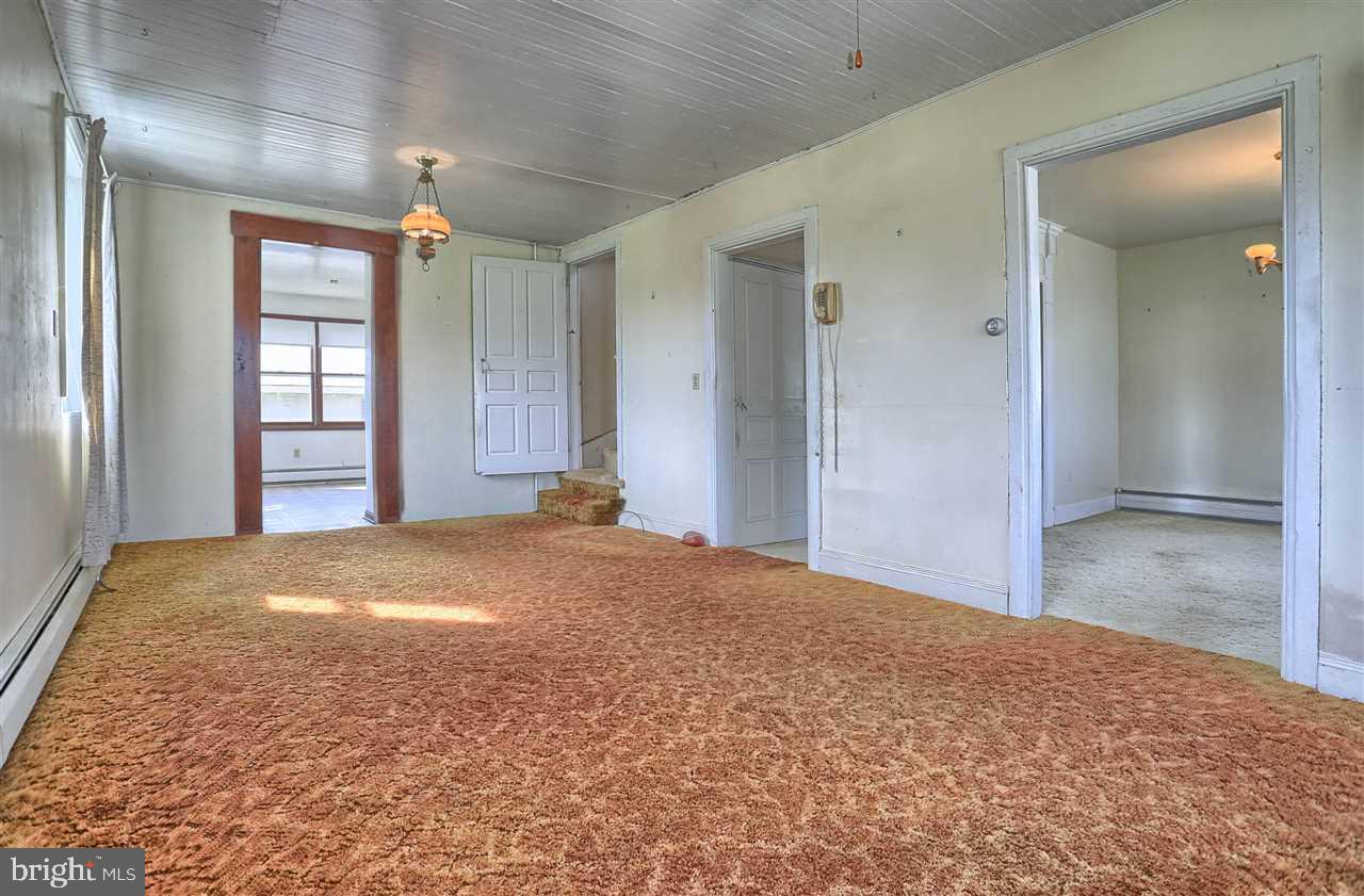 1976 Stoverstown Road, Unit 1 Spring Grove, PA 17362 - Photo 5 of 36
