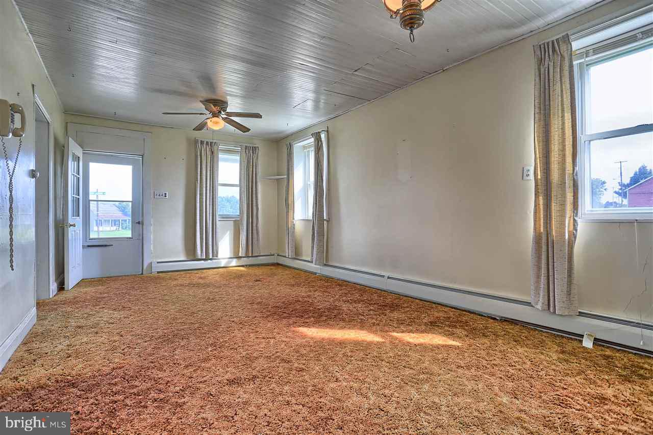 1976 Stoverstown Road, Unit 1 Spring Grove, PA 17362 - Photo 7 of 36