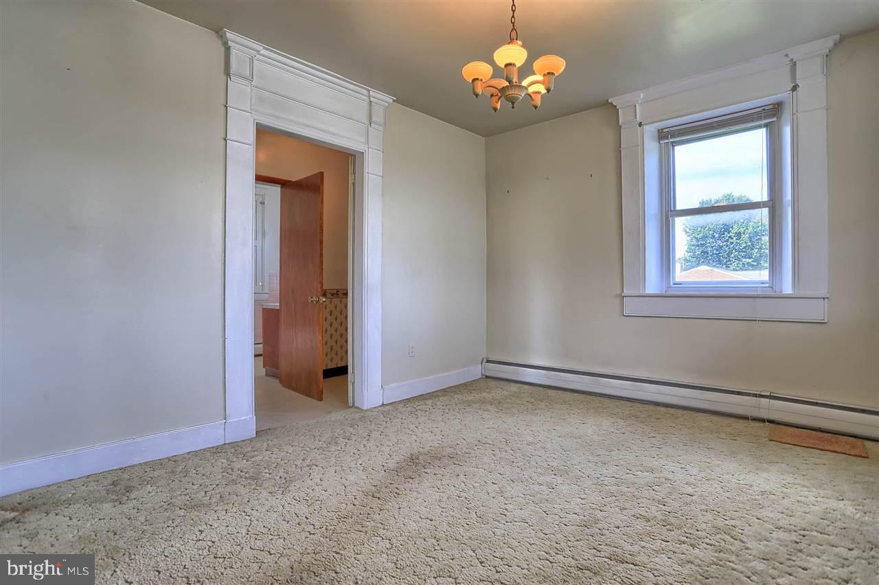 1976 Stoverstown Road, Unit 1 Spring Grove, PA 17362 - Photo 8 of 36