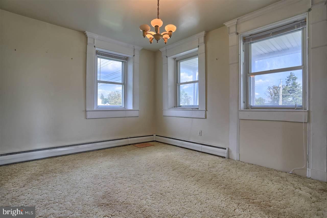 1976 Stoverstown Road, Unit 1 Spring Grove, PA 17362 - Photo 9 of 36