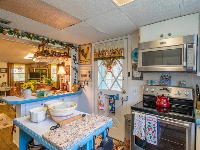 $325,000 | 23560 Northeast 154th Place Road, Salt Springs, FL 32134