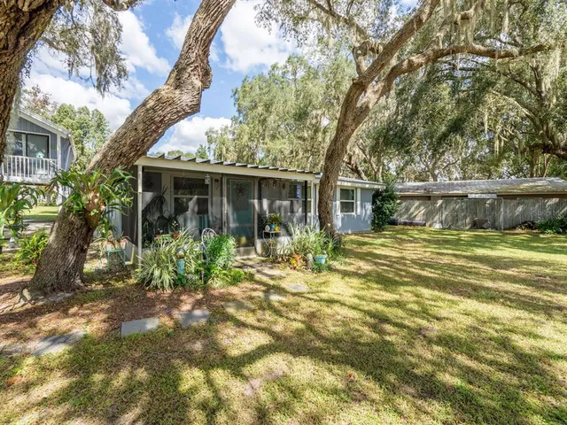 $325,000 | 23560 Northeast 154th Place Road, Salt Springs, FL 32134
