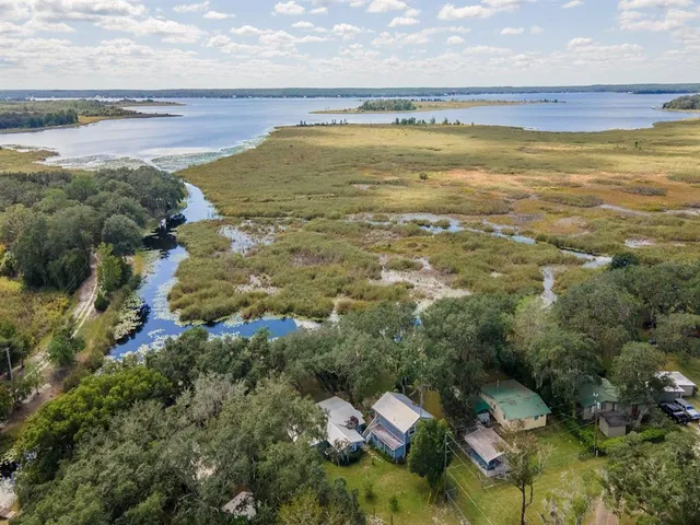 $325,000 | 23560 Northeast 154th Place Road, Salt Springs, FL 32134