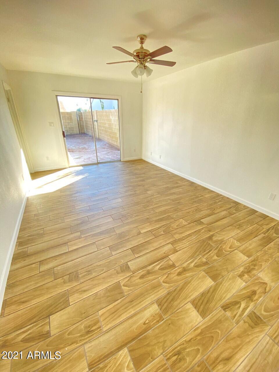 5327 West Mountain View Road Glendale, AZ 85302 - Photo 8 of 33 thumbnail_image2 (3)