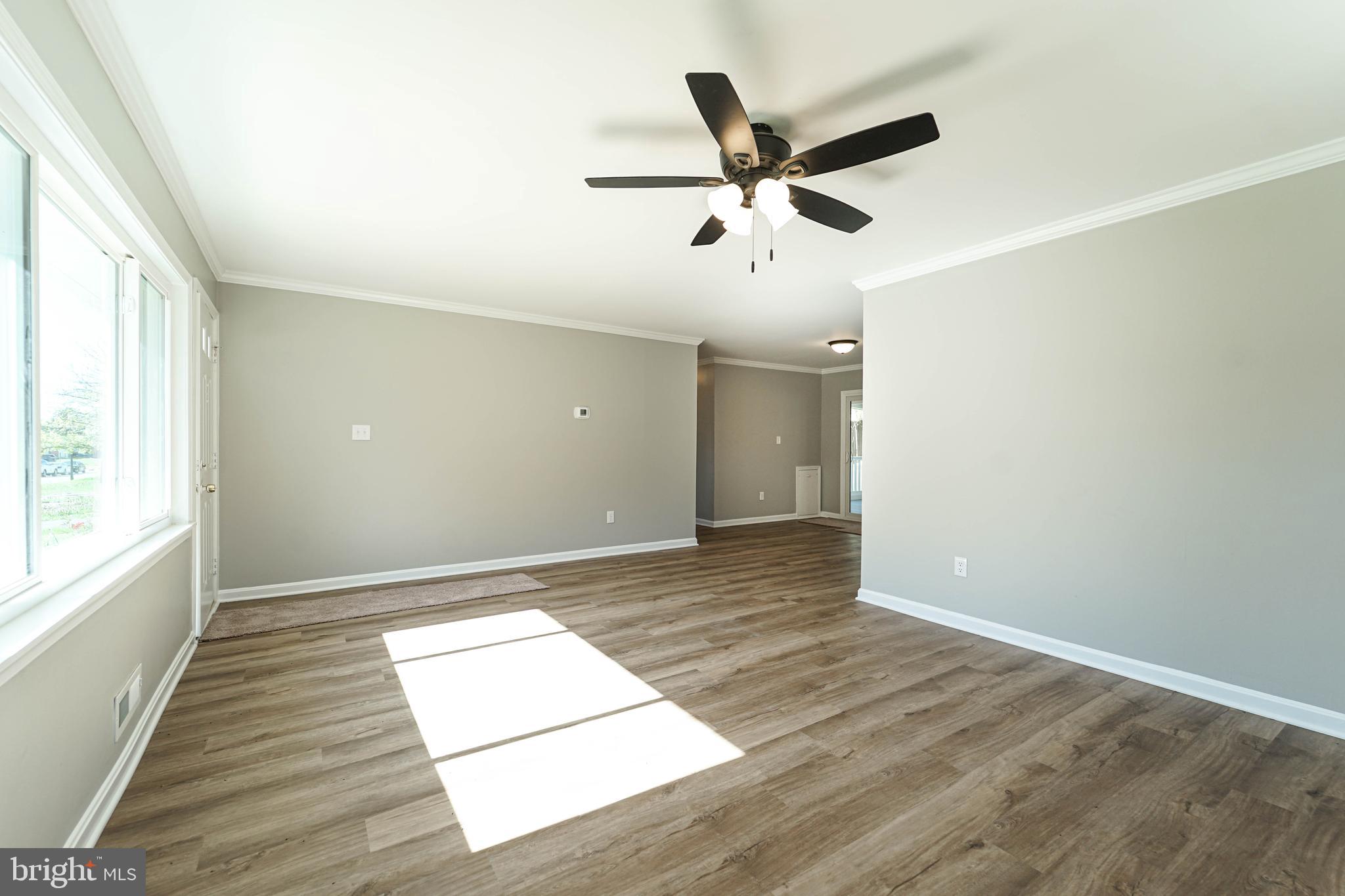 5916 Robindale Road Baltimore, MD 21228 - Photo 12 of 35