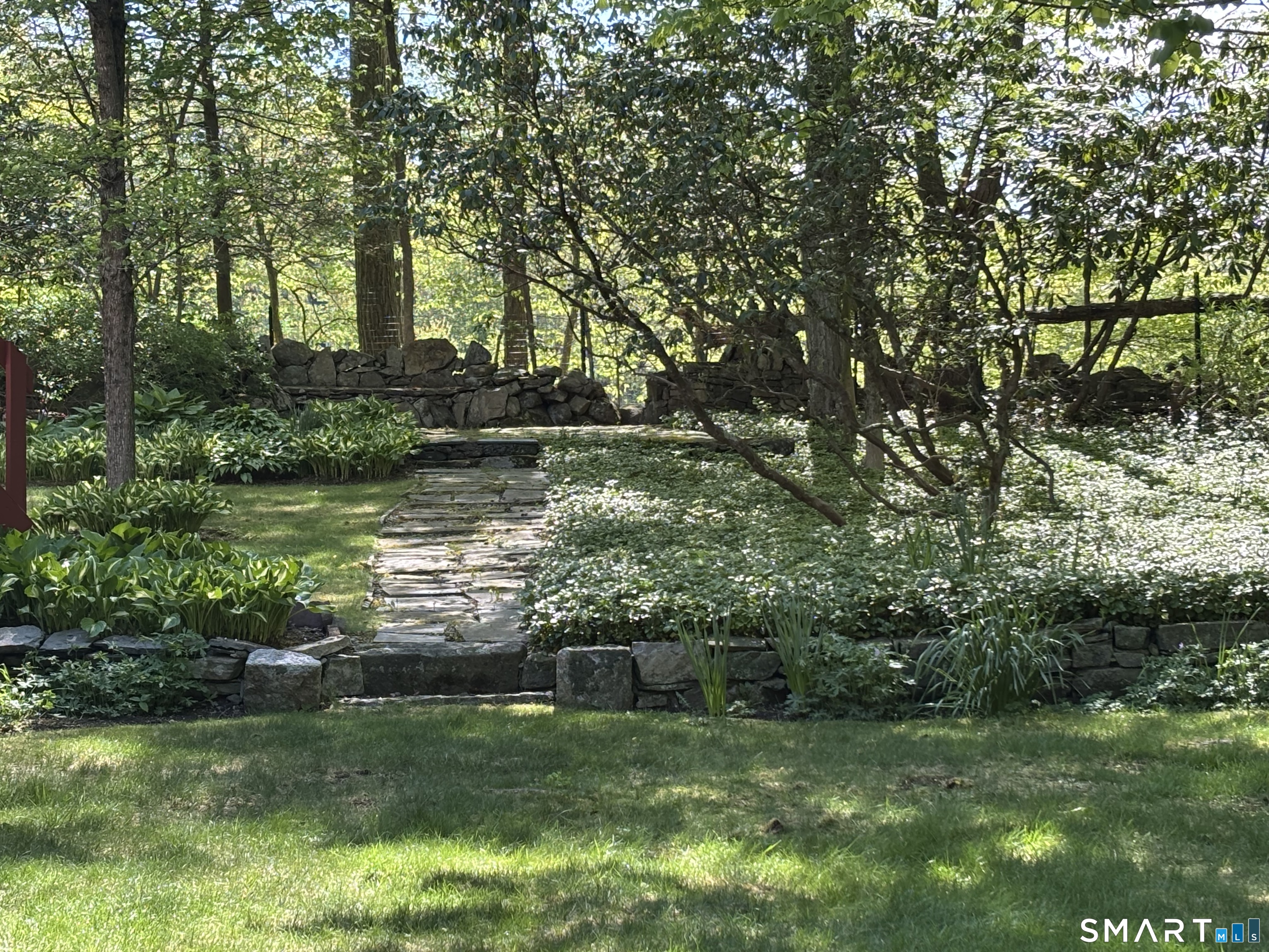 15 Limestone Terrace Ridgefield, CT 06877 - Photo 25 of 32 a view of yard with green space