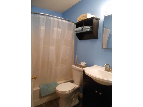 40 Wolf Road, Unit 21 Lebanon, NH 03766 - Photo 12 of 14 Gallery Image 12