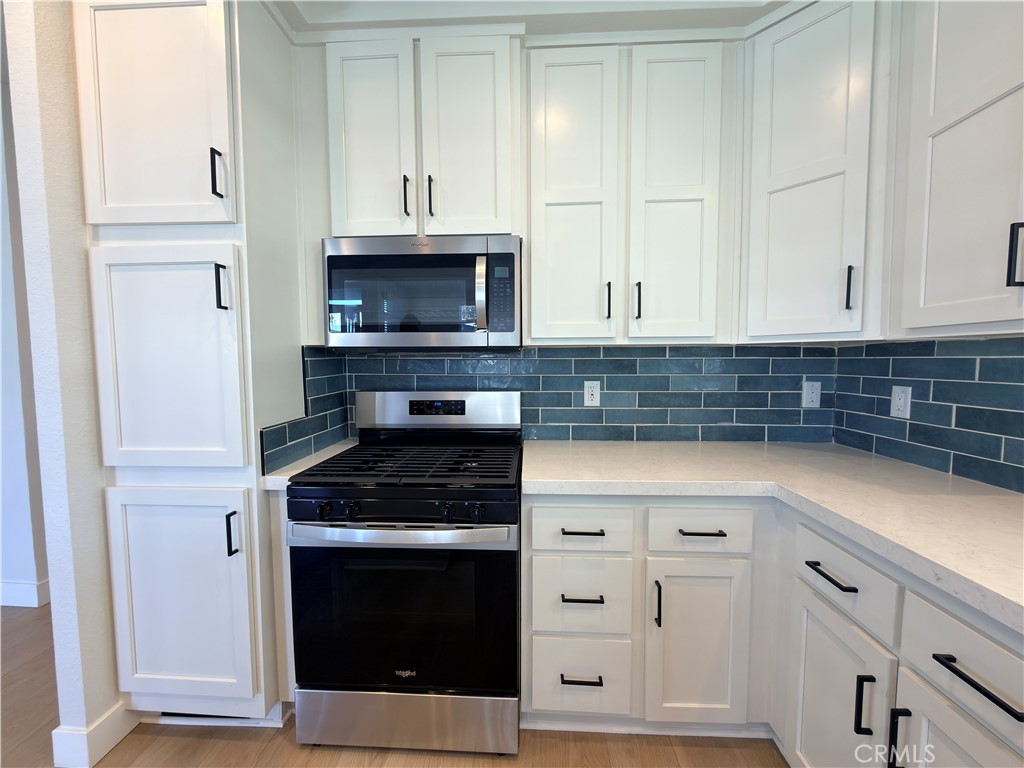 7218 San Lucas, Unit 189 Carlsbad, CA 92011 - Photo 11 of 24