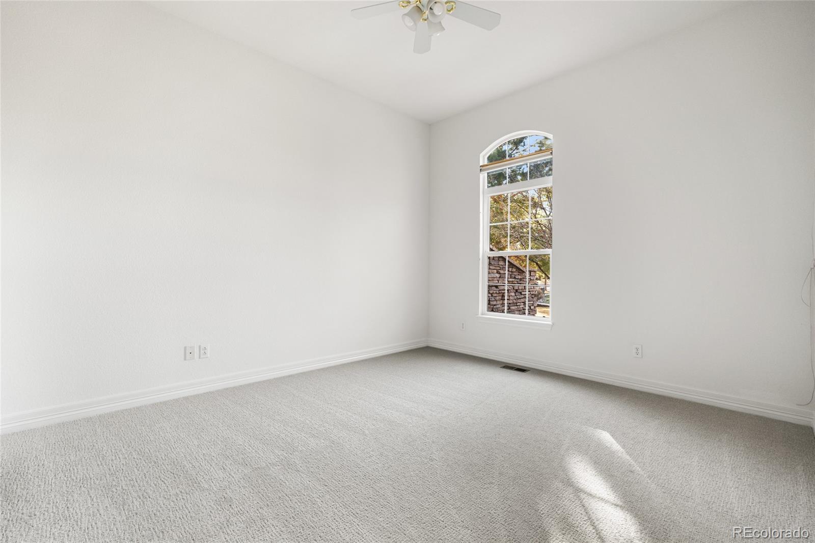 8880 Edinburgh Circle Highlands Ranch, CO 80129 - Photo 29 of 47