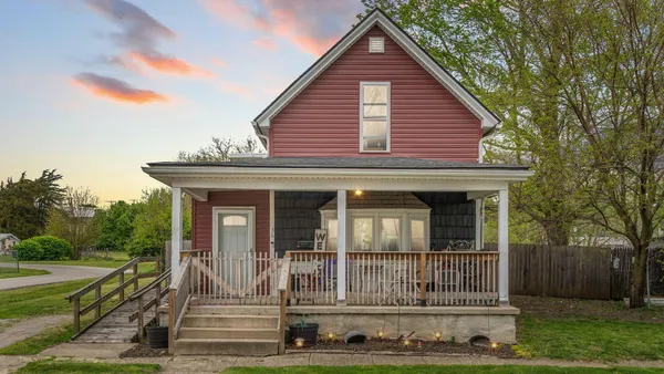 $194,900 | 36 Oak Street, Mechanicsburg, OH 43044