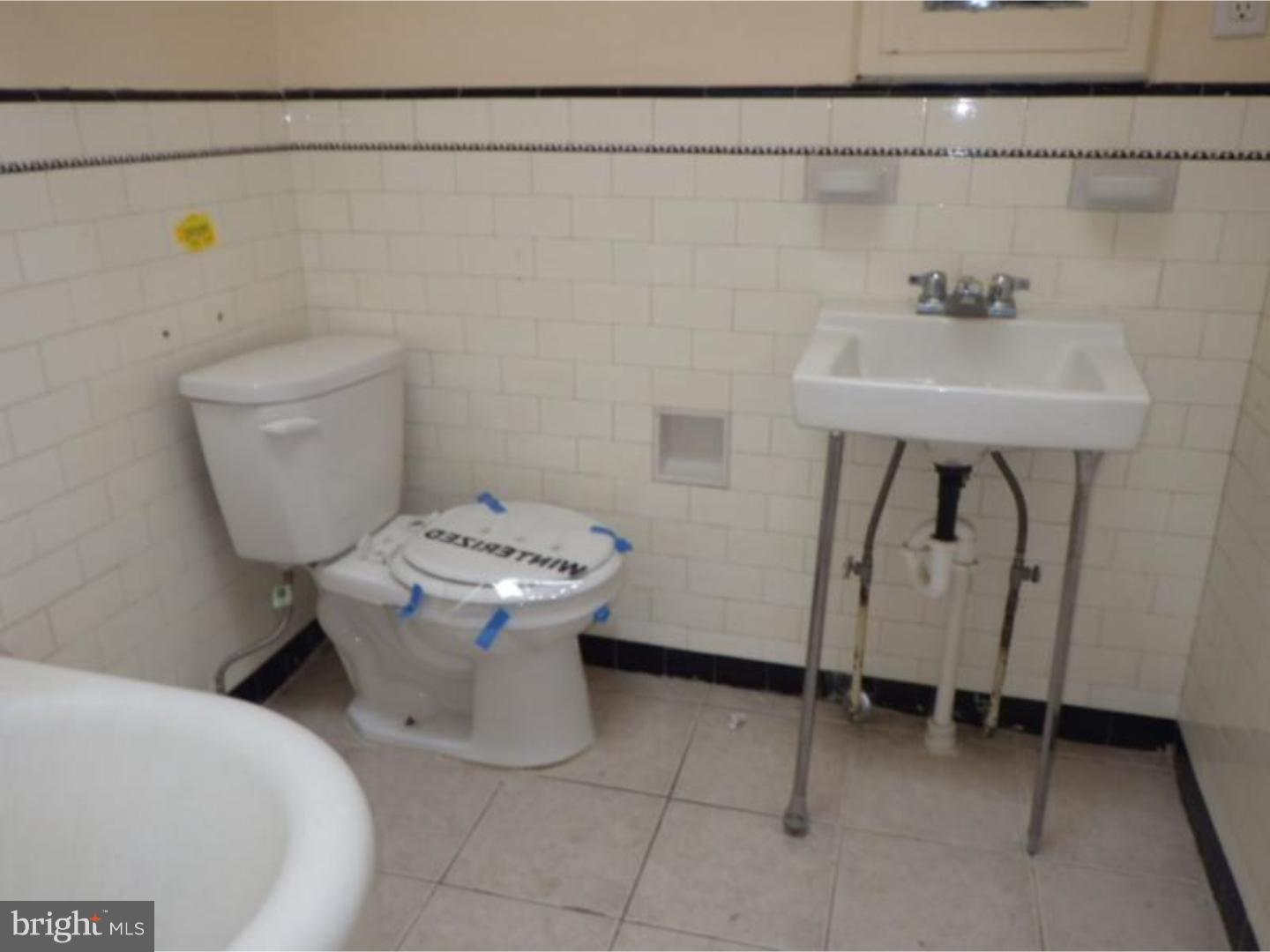 7214 Clinton Road Upper Darby, PA 19082 - Photo 10 of 14