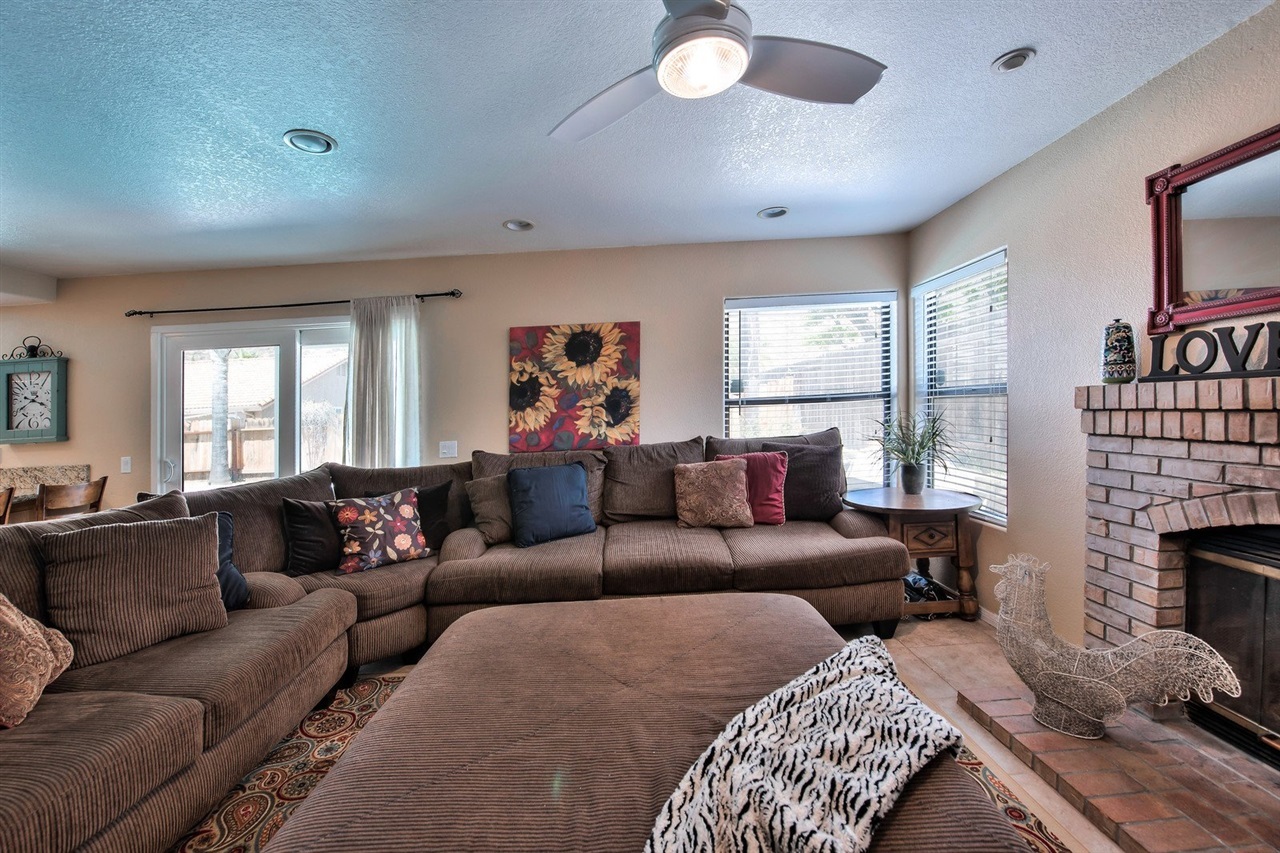 9243 Sombria Road Lakeside, CA 92040 - Photo 8 of 25