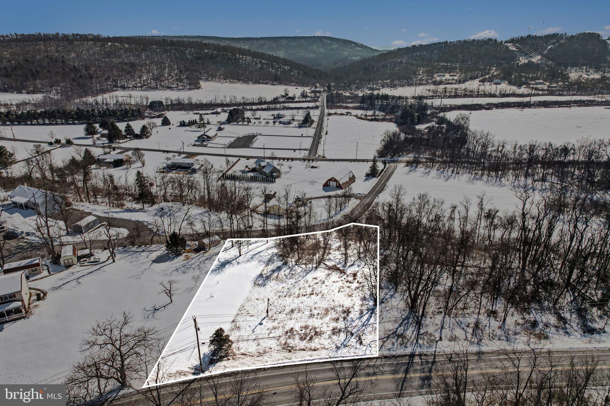 653 Keystone Way New Bloomfield, PA 17068 - Photo 7 of 16 Approximate boundary lines