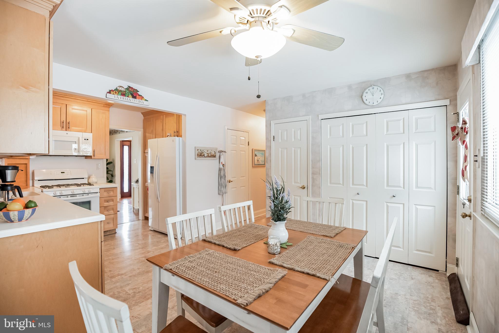 24 Vicksburg Road Laurel Springs, NJ 08021 - Photo 11 of 36 Kitchen