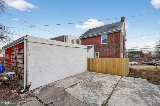 $279,900 | 704 East 18th Street, Chester, PA 19013