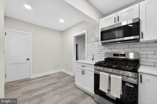 $279,900 | 704 East 18th Street, Chester, PA 19013