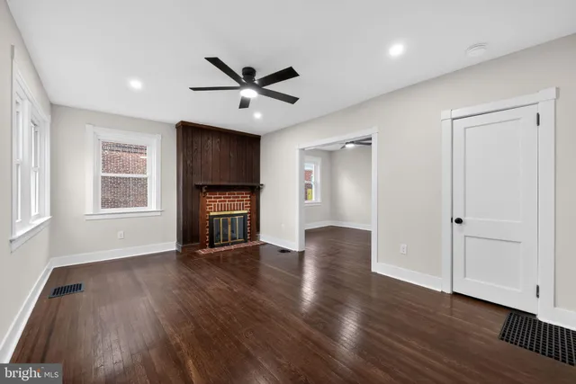 $279,900 | 704 East 18th Street, Chester, PA 19013