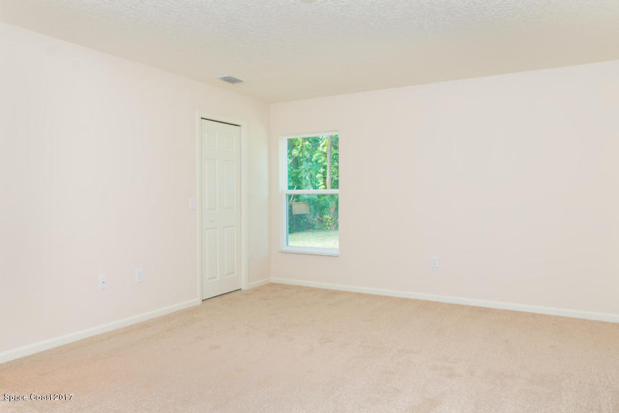 5670 Holden Road Cocoa, FL 32927 - Photo 6 of 12 g8