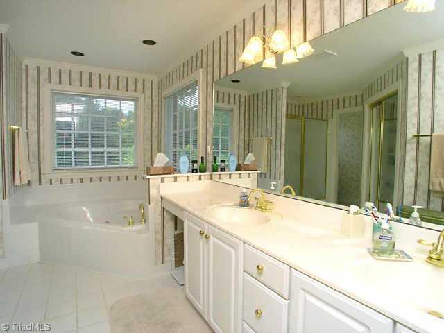 1786 Ridge Oaks Drive Oak Ridge, NC 27310 - Photo 5 of 7 Other.