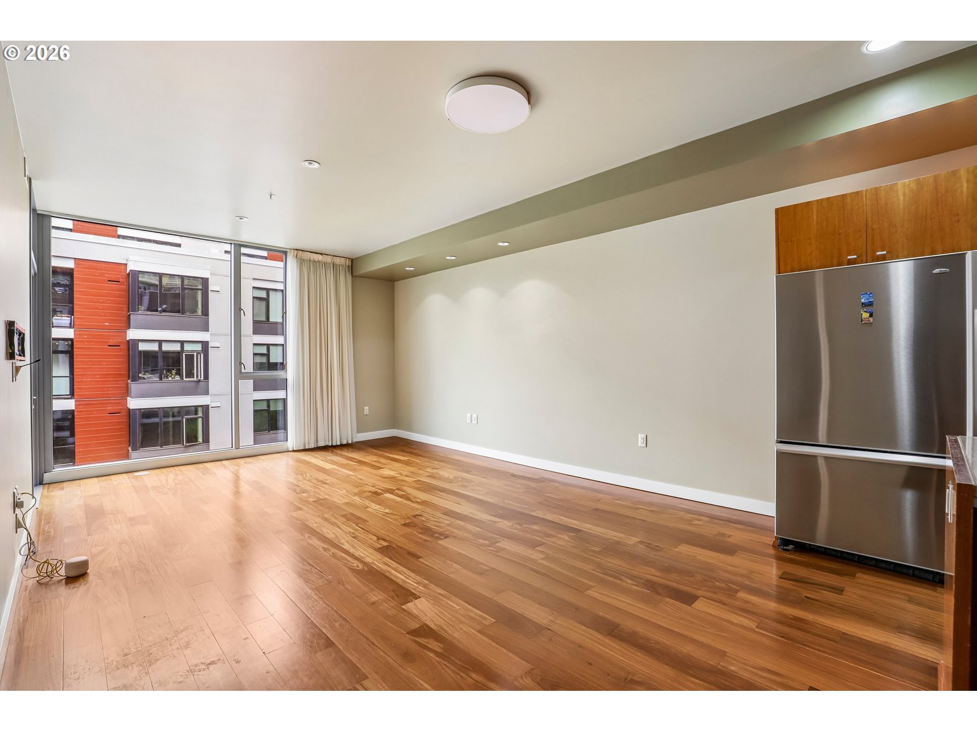 841 Southwest Gaines Street, Unit 335 Portland, OR 97239 - Photo 15 of 35