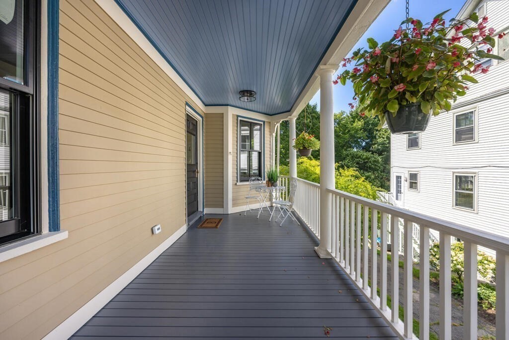 29 Bartlett Avenue, Unit 29 Arlington, MA 02476 - Photo 3 of 27