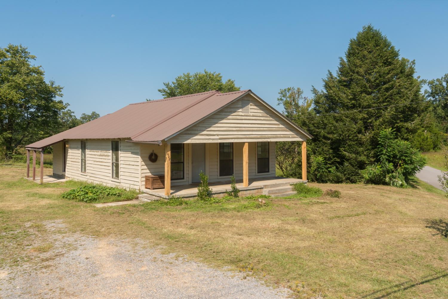 607 New Home Road Trenton, GA 30752 - Photo 5 of 29 607_New_Home_Rd_02