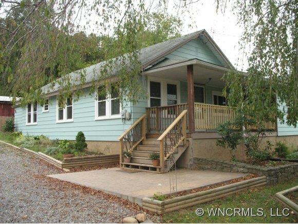 693 Bee Tree Road Swannanoa, NC 28778 - Photo 1 of 10 Gallery Image 1