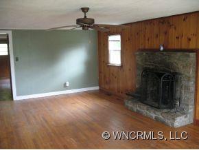 693 Bee Tree Road Swannanoa, NC 28778 - Photo 7 of 10 Gallery Image 7