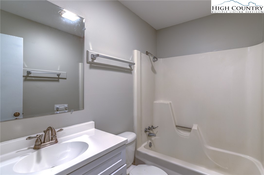 151 Greenbriar Lane Boone, NC 28607 - Photo 9 of 23 Gallery Image 9