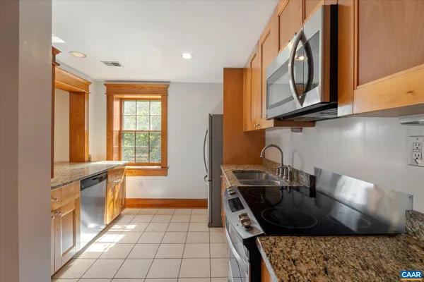 $699,000 | 1915 East Market Street, Unit 3, Charlottesville, VA 22902