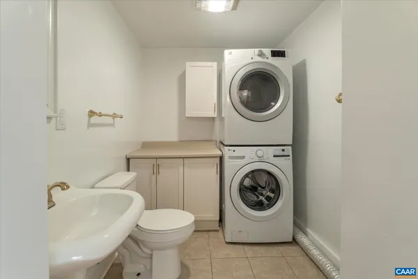 $699,000 | 1915 East Market Street, Unit 3, Charlottesville, VA 22902