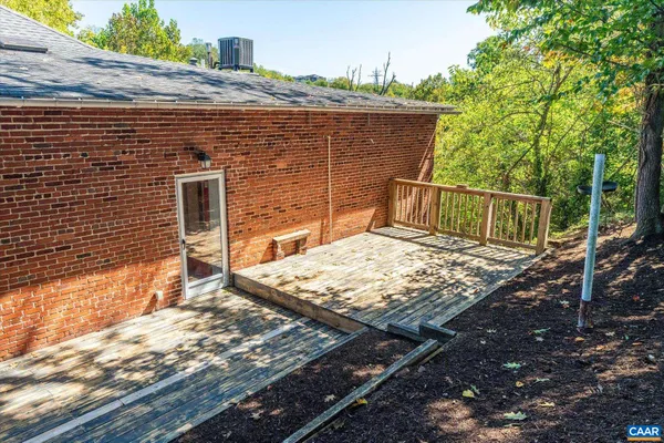 $699,000 | 1915 East Market Street, Unit 3, Charlottesville, VA 22902