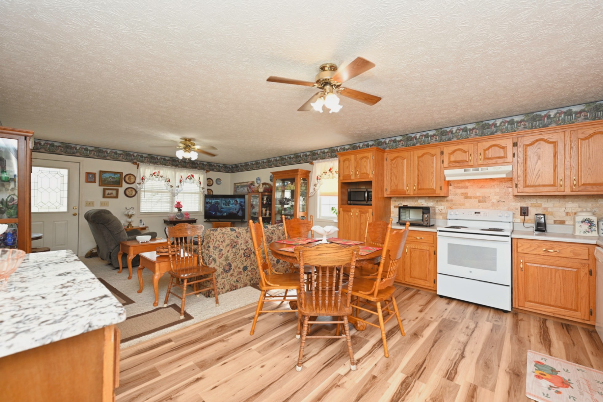 329 Cavender Road Woodbury, TN 37190 - Photo 7 of 37 Gallery Image 7